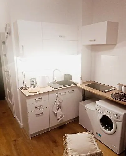 Zgierska208 * Łódź